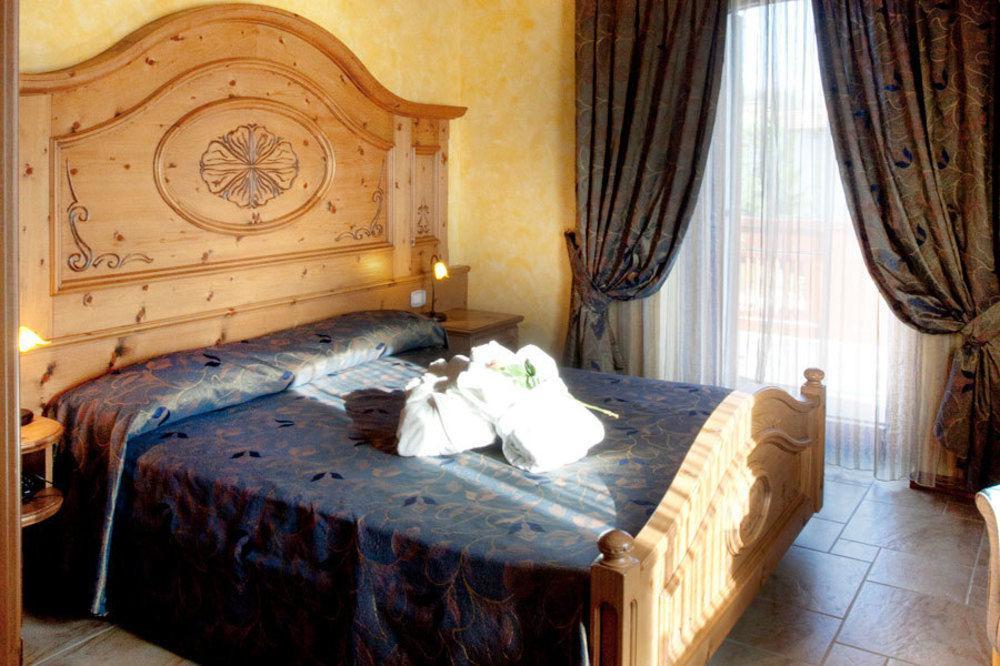 Hotel Le Ortensie Рокказаро Экстерьер фото